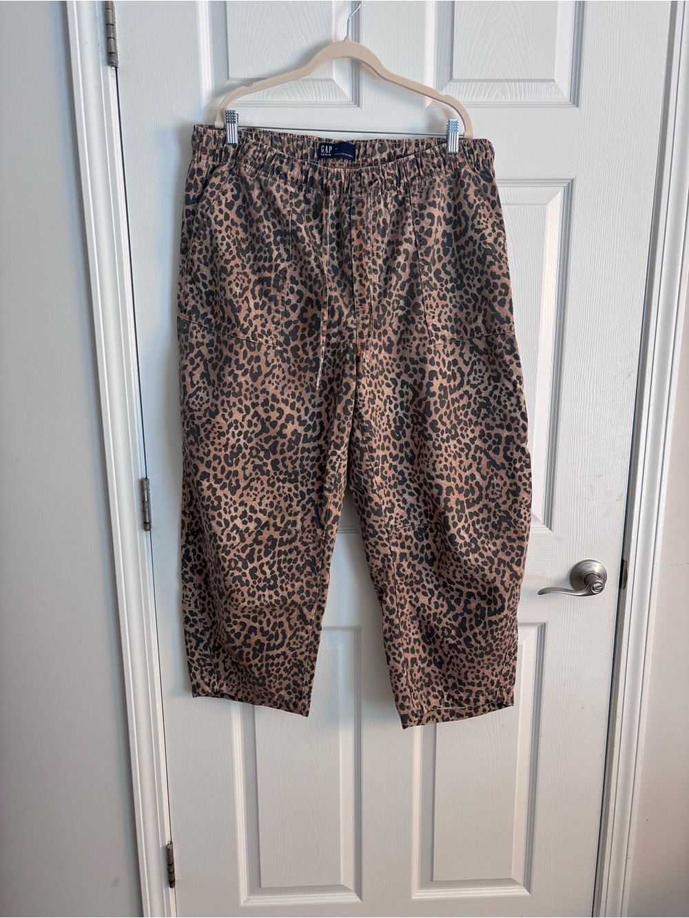 GAP Factory Women's Leopard Print Cropped Barrel Pants in Tan and Black